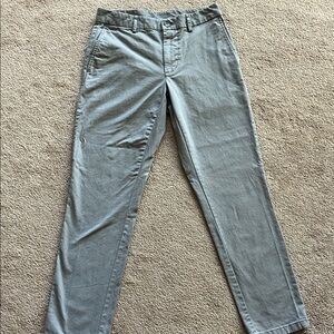 Old Navy Men's Light Gray Chinos